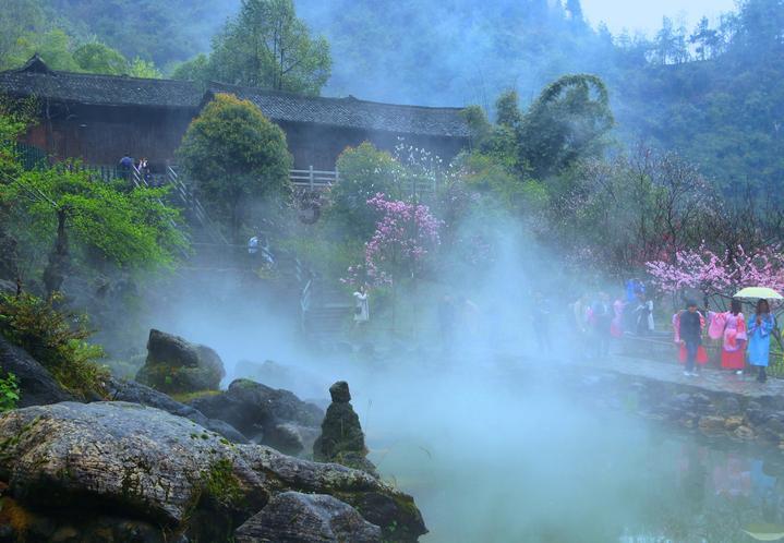 河南“钻石之都”一年培育人工钻石600万克拉:国际钻石巨头降价